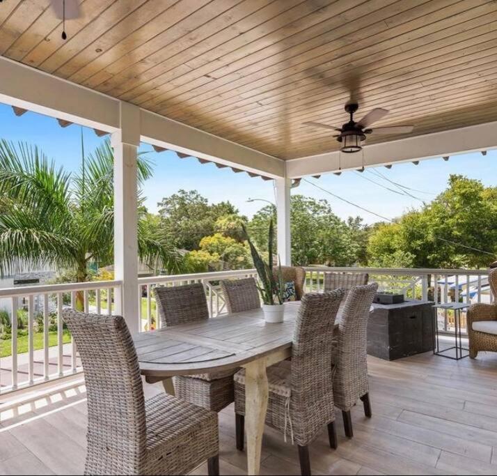 Beach-Town Pet-Friendly Downtown Home @ 10 Acre Park-629 Sarasota Luaran gambar